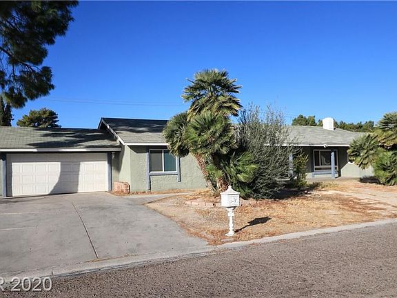 3rd image of 3071 Breton Dr