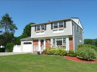 95 Craig Ln, Dover Plains, NY 12522