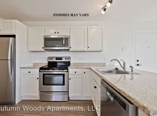 24 Autumn Woods Dr UNIT 132, Westbrook, ME 04092