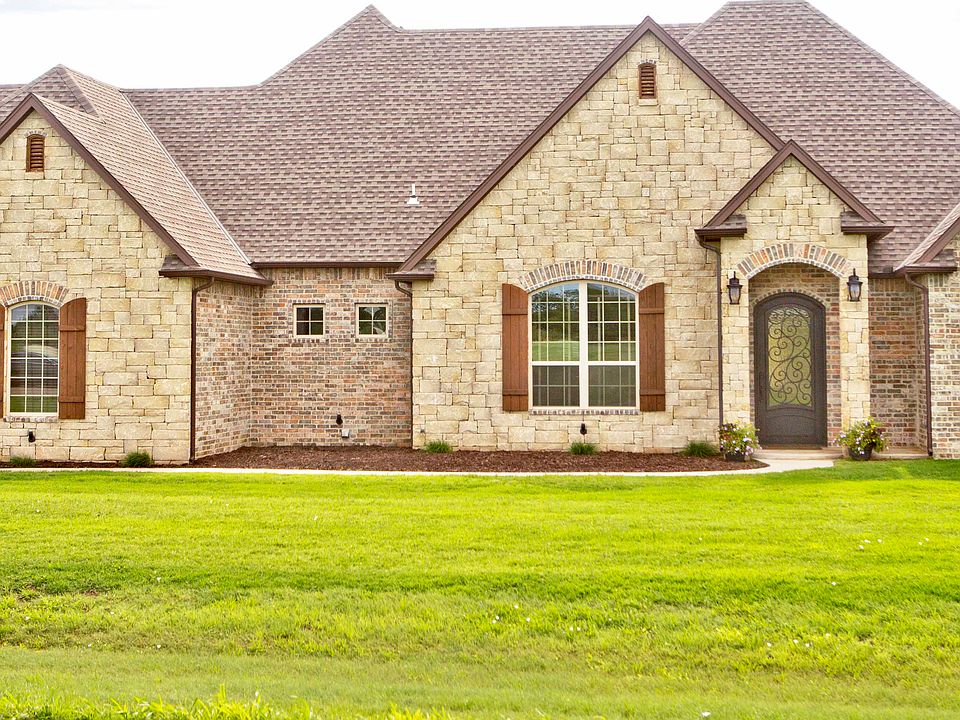 1st image of 8100 Rock Cliff Cir