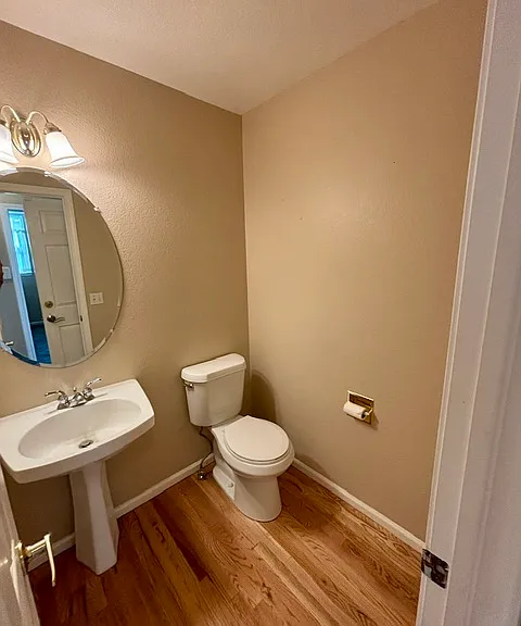 9959 Sylvestor Rd — Photo 23