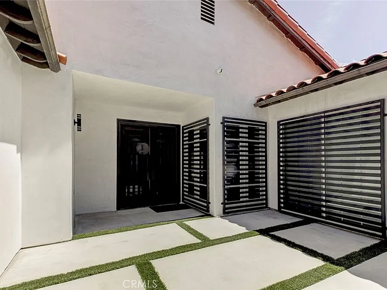 9450 Tampa Ave — Photo 9