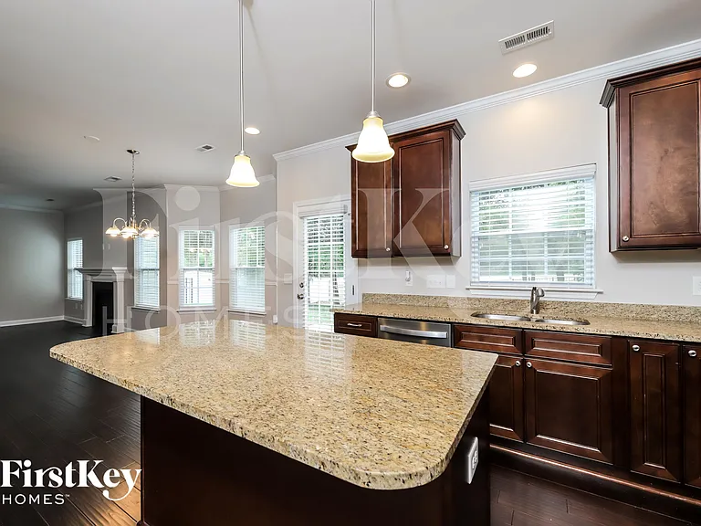 132 Bethel Oaks Ct — Photo 6