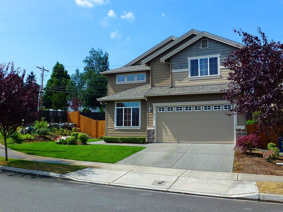 1st image of 3009 208th Pl SW
