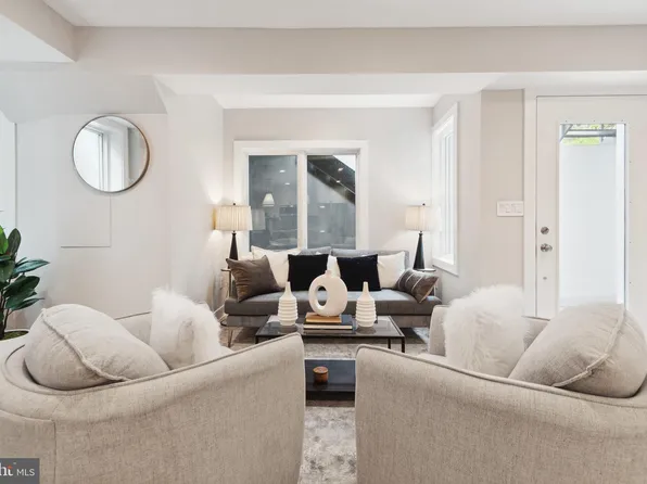 5305 Connecticut Ave NW APT 2, Washington, DC 20015