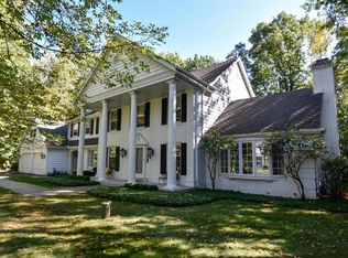 407 E Ravine Baye Rd, Milwaukee, WI 53217