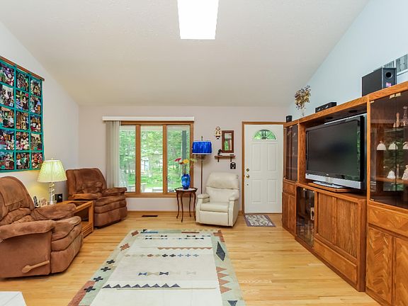 4th image of 6719 126th Ave #A