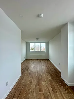 Rented by Bella Realty Corp of NY | media 25