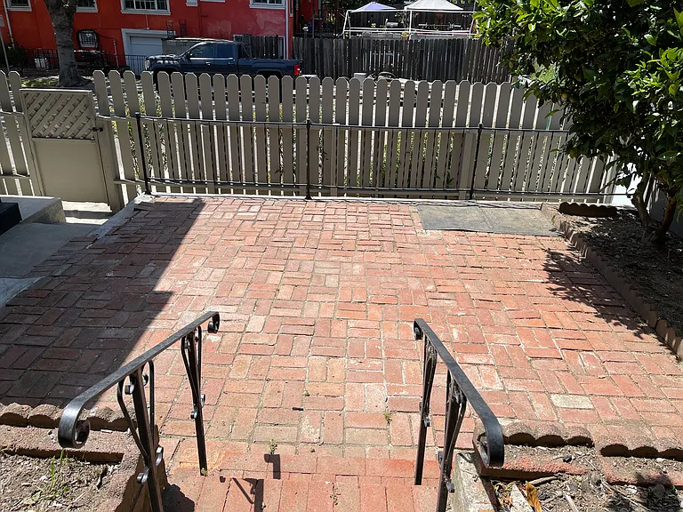 3102 Suter St — Photo 24
