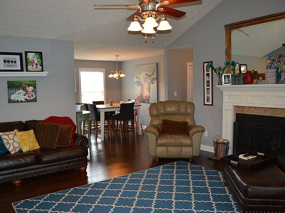 3rd image of 139 Northridge Dr