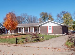 121 N Westwood Dr, Farmington, MO