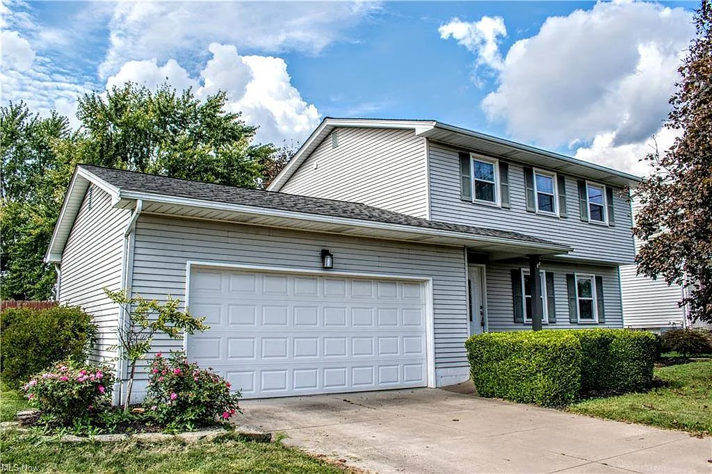 288 Rome Dr photo 1
