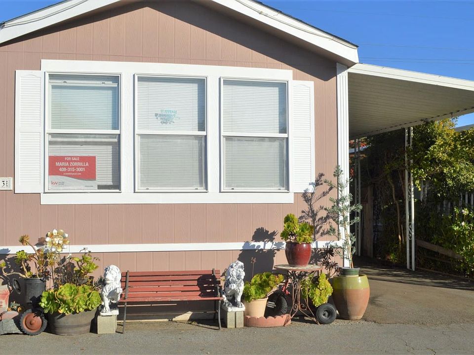1st image of 2565 Portola Dr Space 33
