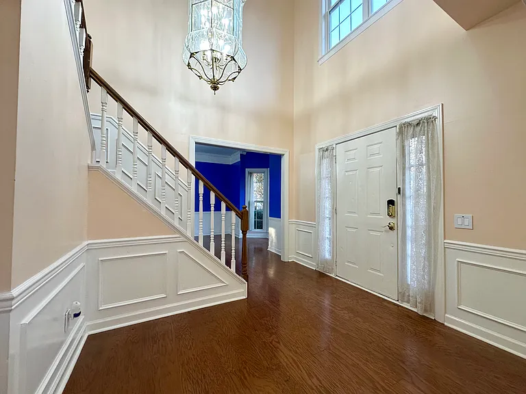 15813 Prestwoods Ln — Photo 3