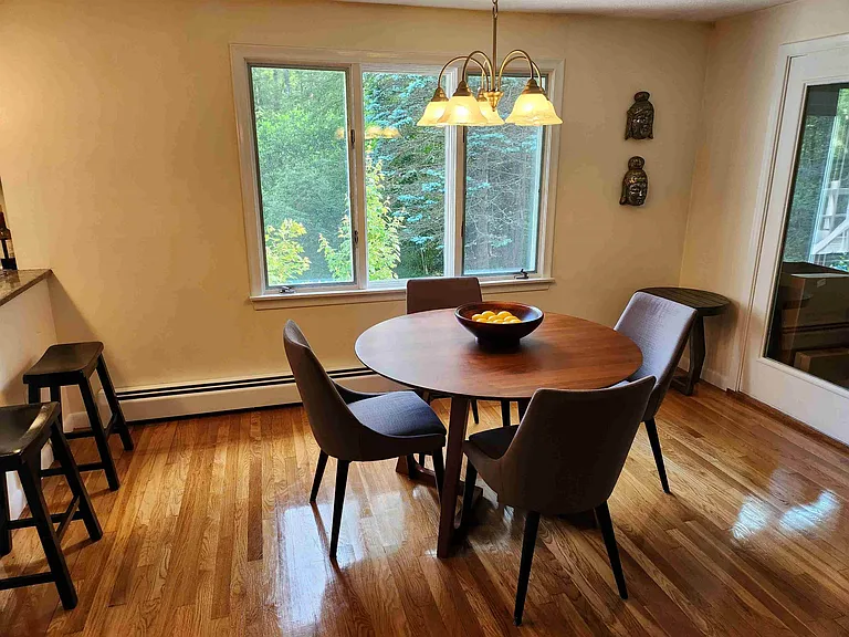 24 Chapel Rd — Photo 7