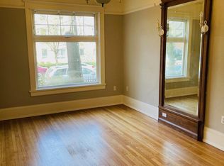 1205 Spring St APT 200, Seattle, WA 98104