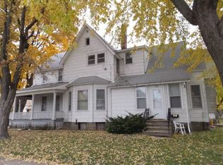 401 9th St, Silvis, IL 61282