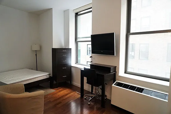 Rented by Renetta Real Estate | media 53