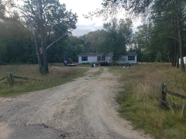 1367 Fern Drive, Wisconsin Dells, WI 53965