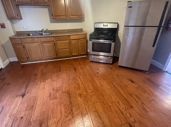 7 Anthony St Floor 2, Coventry, RI 02816