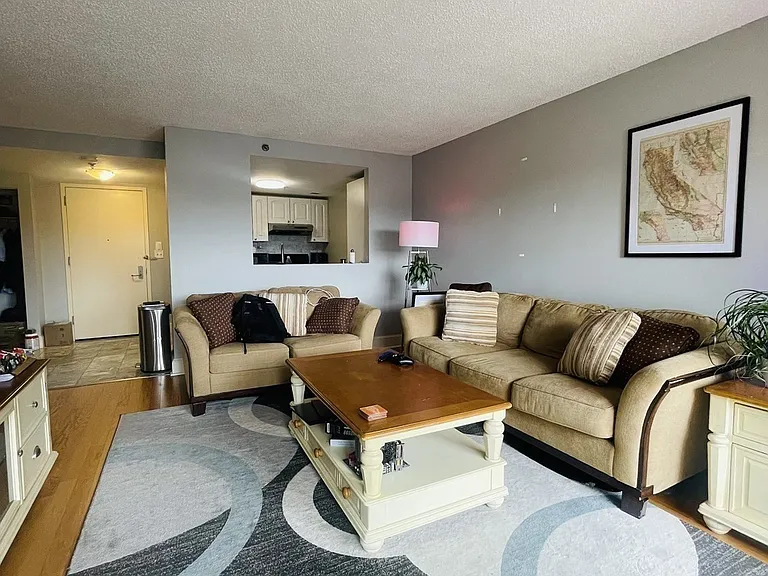15 N Beacon St #906 — Photo 4