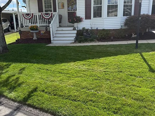 477 Canterbury Cir, Carnegie, PA 15106