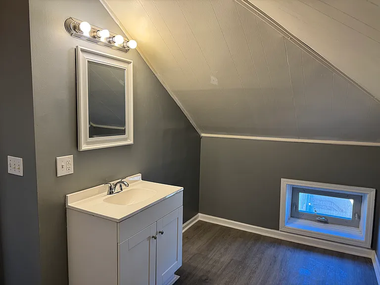 2480 Findley Ave #D — Photo 8