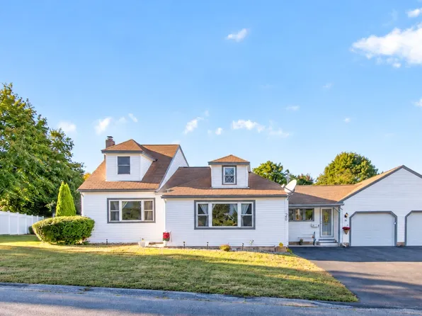 26 Atlanta St, Haverhill, MA 01832