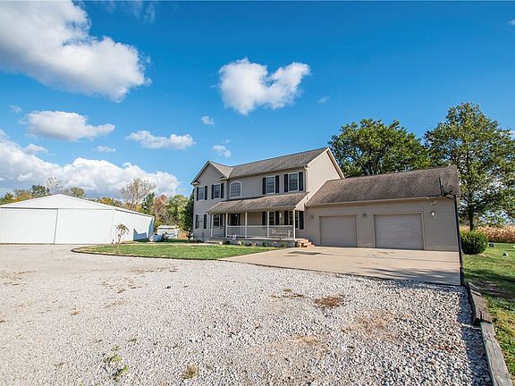 2nd image of 1520 Ayers Ln