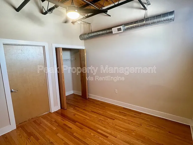 2709 W Broad St #1 — Photo 8