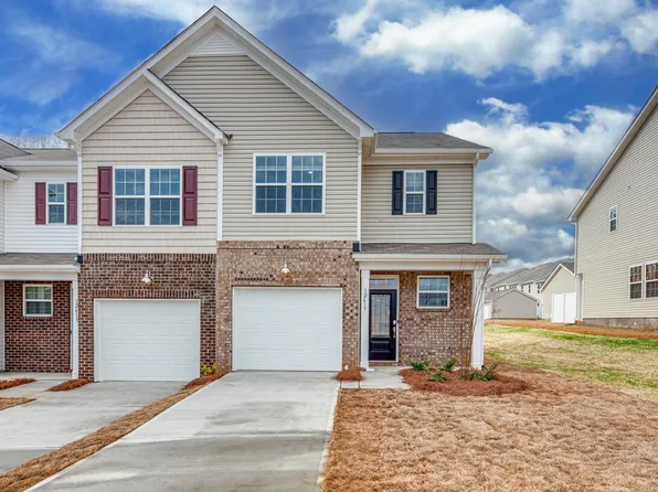 12617 Wandering Brook Dr, Charlotte, NC 28273