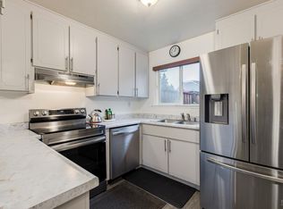 668 Racquet Club Cir, Rohnert Park, CA 94928