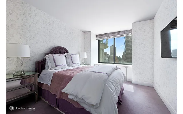 Sold by Douglas Elliman | media 16