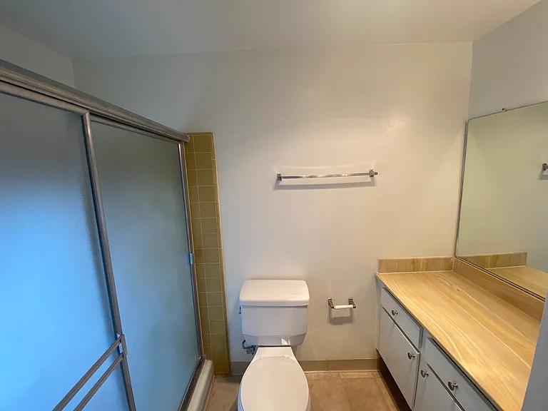 11425 Rochester Ave #2 — Photo 24