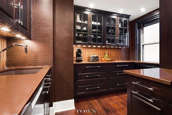 Sold by Town Residential | media 23