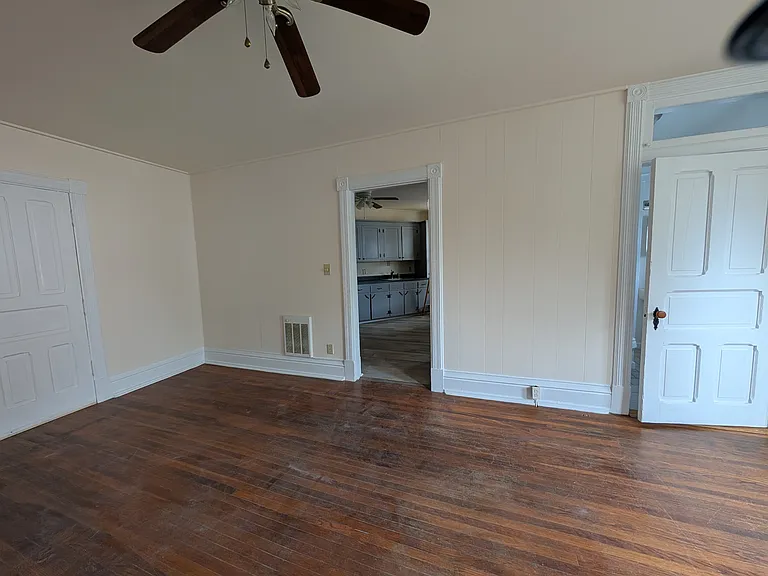 3 Union St E #1B — Photo 3