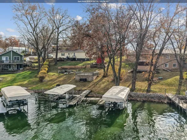276 Center Point Dr, Montezuma, IA 50171