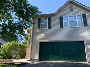 520 Heritage Dr, Oswego, IL 60543