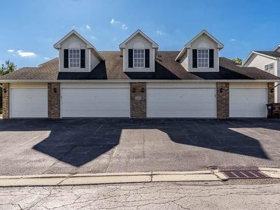 5000 Trillium Trl UNIT B, Poplar Grove, IL, 61065