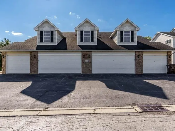 5000 Trillium Trl Unit B, Poplar Grove, IL 61065