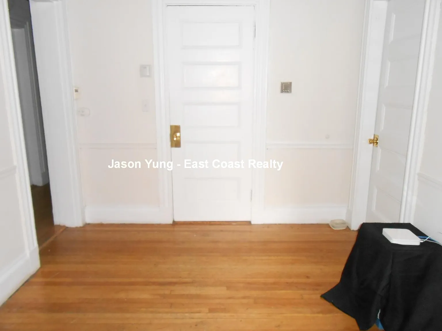 4 bed, 1.5 bath, 1200 sqft, $5,195 — Photo 3