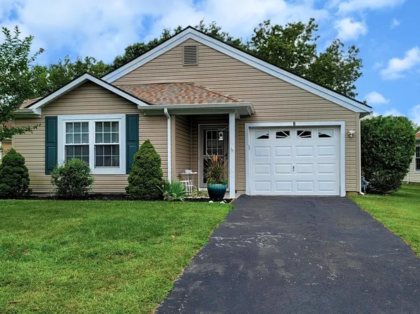 6 Tall Hedge Ct, Barnegat, NJ 08005