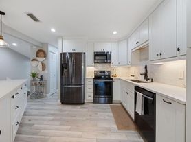 5710 Coach House Cir