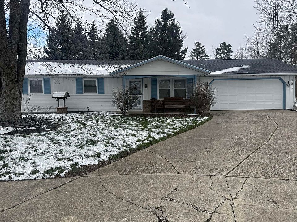2nd image of 7219 Putt Ln
