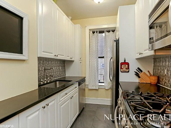 4th image of 83-64 Talbot St #2c