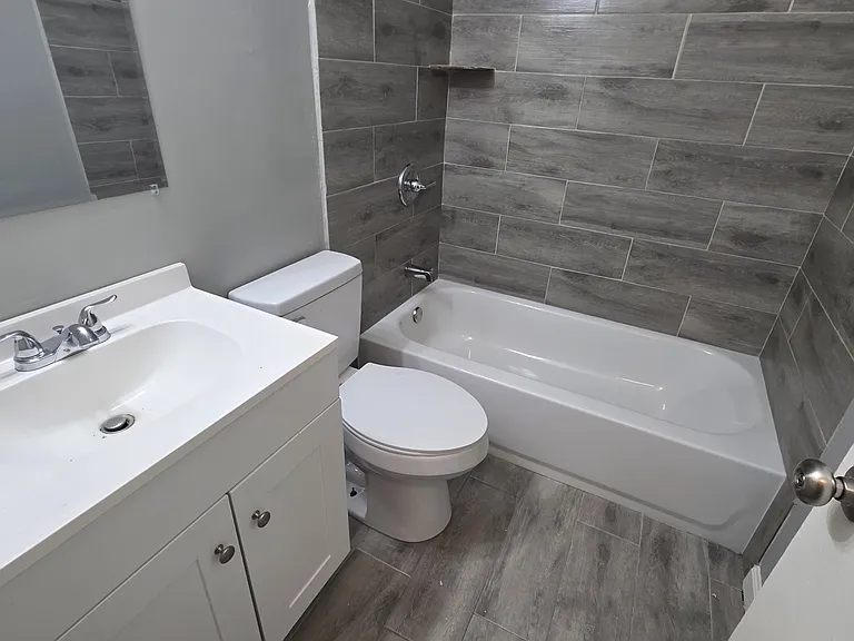 5136 Alford St — Photo 15
