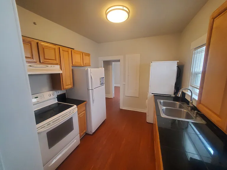 1842 S King St #B — Photo 4