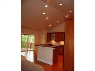 17140 Hideaway Ridge Dr, Eagle River, AK 99577