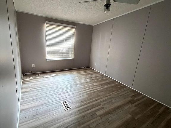 5th image of 509 Covey Cir