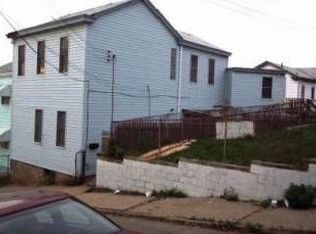 917 Freeland St, Pittsburgh, PA 15210